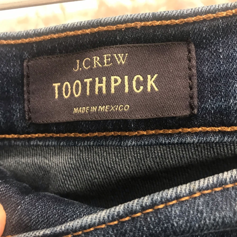 J Crew toothpick jeans. Medium blue. No flaws.